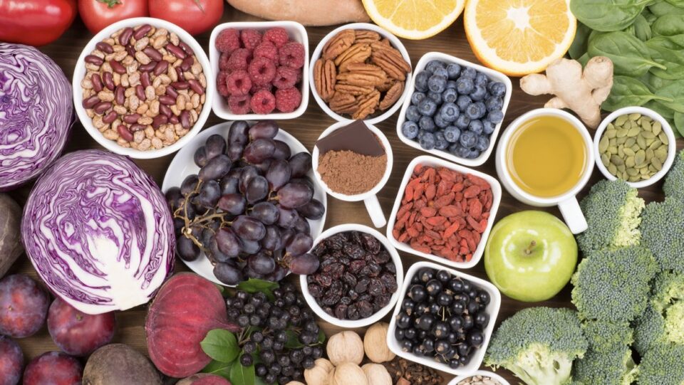Alimenti ricchi di antiossidanti nella dieta.
